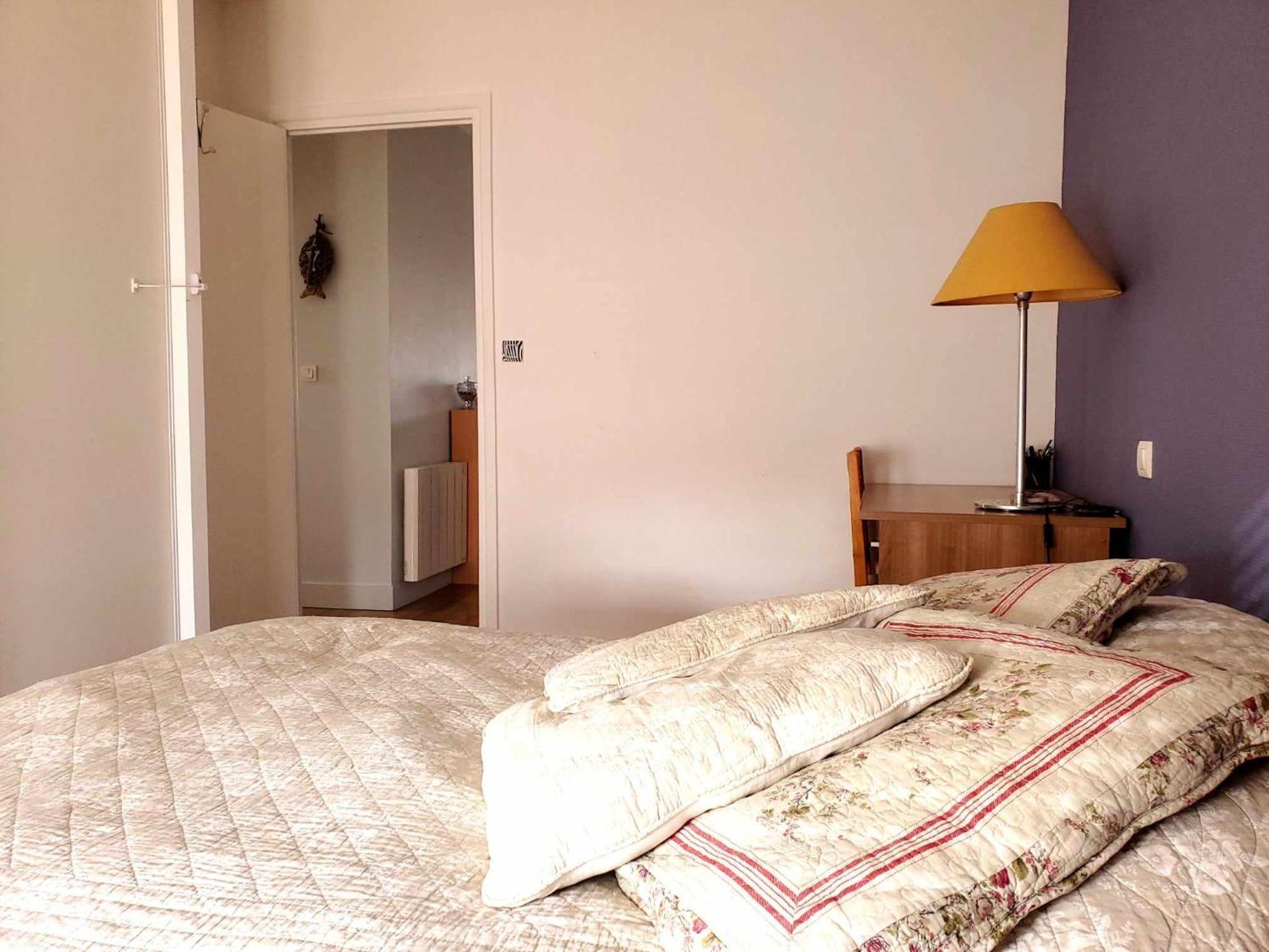 Simplicite Et Calme En Appartement A Issoire Quarto foto